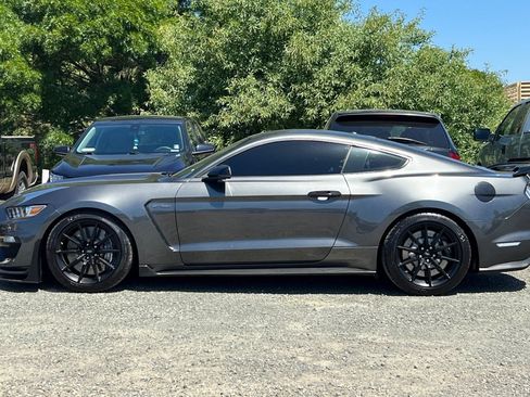 Used 2017 Ford Mustang Shelby GT350 w/ Electronics Package RWD image 7