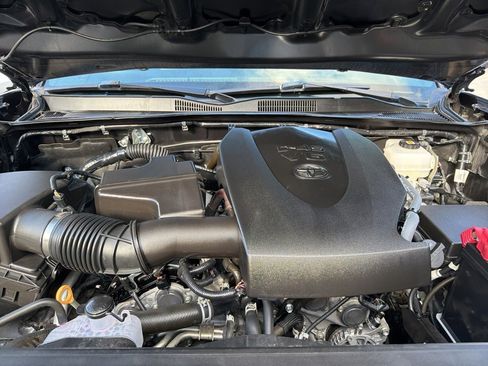 Used 2023 Toyota Tacoma TRD Sport image 26