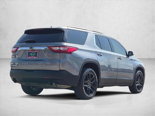 Used 2020 Chevrolet Traverse LT w/ Driver Confidence II Package FWD image 5