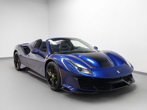 Certified 2020 Ferrari 488 Pista Spider image 19