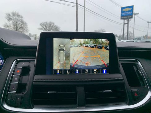 Used 2024 Chevrolet Tahoe Premier w/ Premium Package 2 image 28