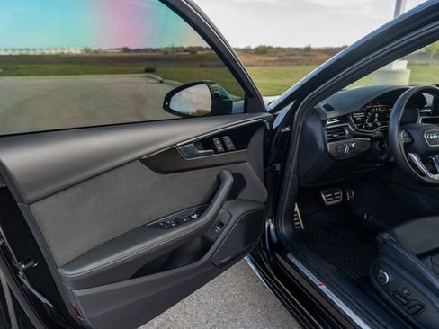 Used 2023 Audi S4 Prestige image 21