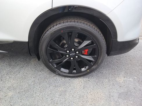 Used 2019 Chevrolet Blazer RS w/ Sun and Wheels Package image 9