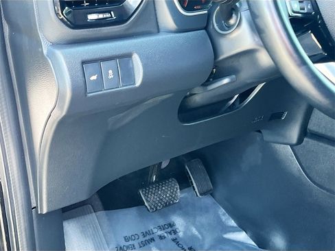 Used 2024 Honda Pilot EX-L image 10