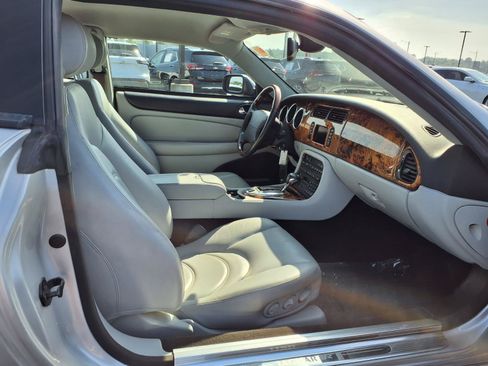 Used 2005 Jaguar XK8 Coupe RWD image 20