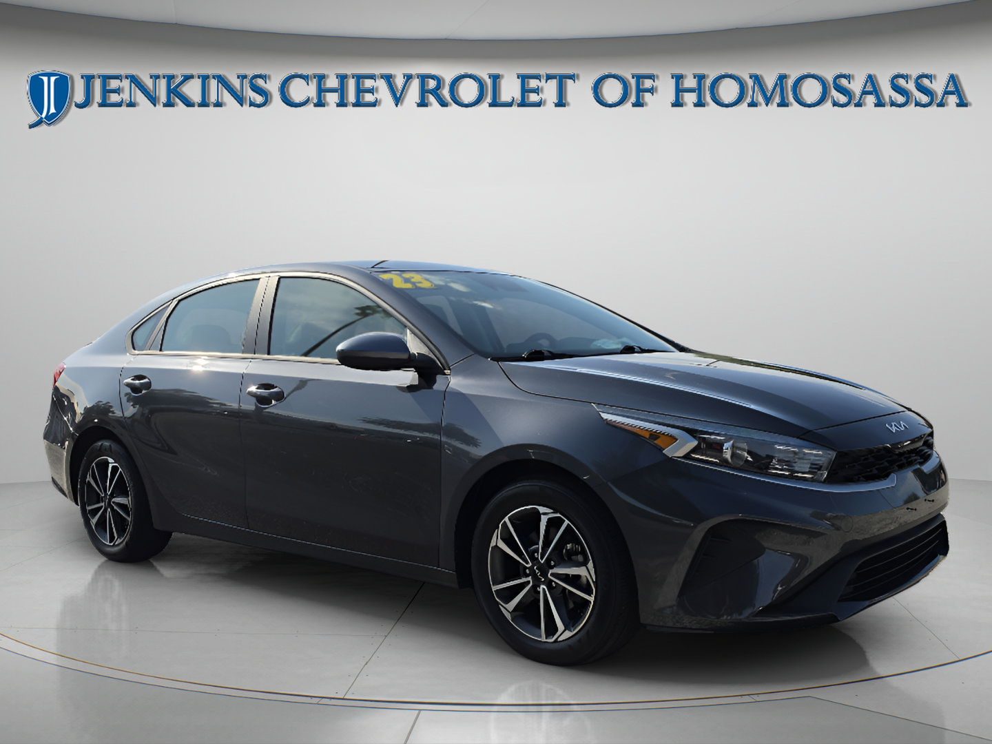 Used 2023 Kia Forte LXS FWD image 2