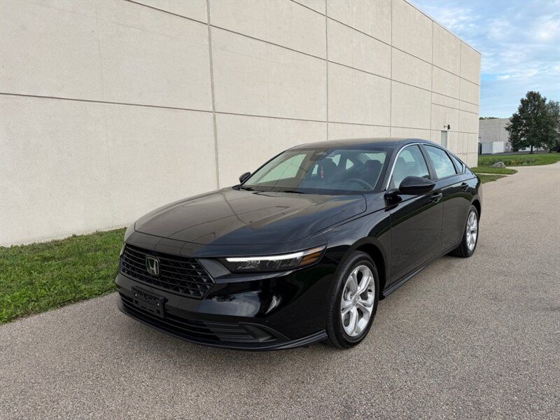 Used 2026 Honda Accord LX image 6