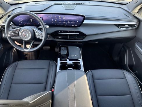 Used 2025 Buick Enclave Preferred image 12