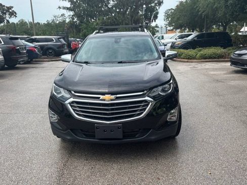 Used 2018 Chevrolet Equinox Premier FWD image 2
