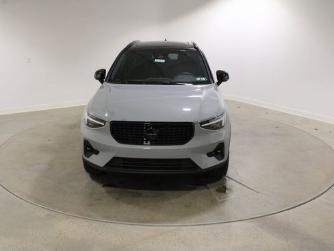 New 2026 Volvo XC40 B5 Ultra w/ Climate Package image 8