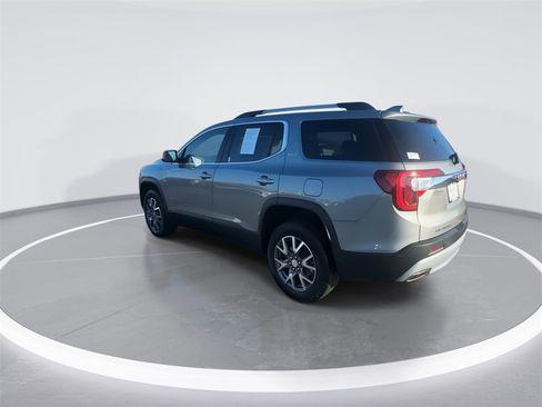 Used 2023 GMC Acadia SLT w/ Preferred Package image 6