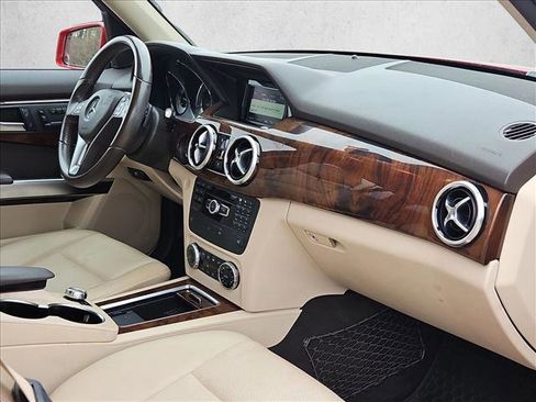 Used 2015 Mercedes-Benz GLK 350 2WD image 17