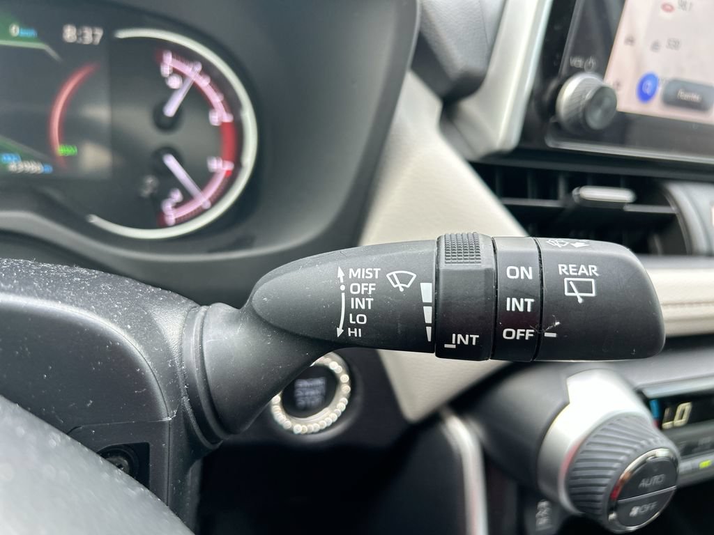 Used 2024 Toyota RAV4 XLE w/ Convenience Package FWD image 19