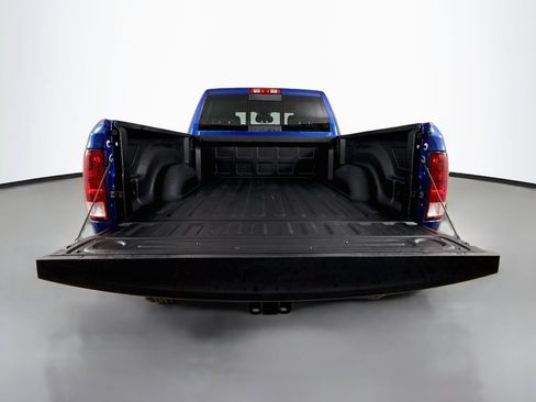 Used 2017 RAM 2500 SLT w/ Luxury Group AWD/4WD image 28