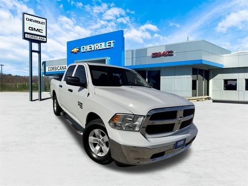 Used 2022 RAM 1500 Classic SLT image 1