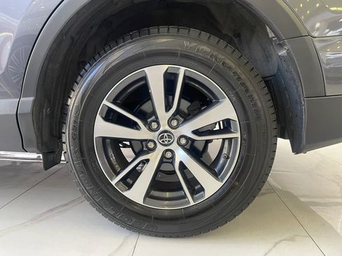 Used 2016 Toyota RAV4 XLE AWD/4WD image 31