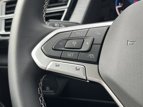 New 2026 Volkswagen Atlas Cross Sport SE image 35