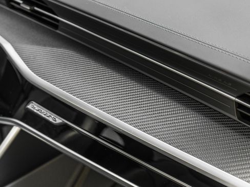 Used 2025 Audi RS 7 Performance image 28