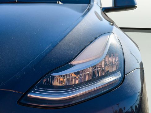 Used 2023 Tesla Model Y Long Range image 9