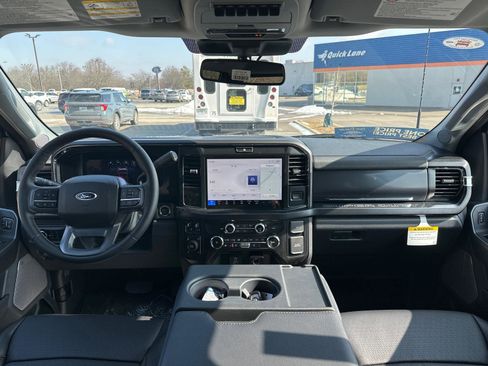 New 2026 Ford F250 Lariat w/ Chrome Package image 2