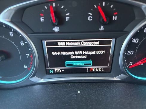 Used 2019 Chevrolet Traverse LT w/ LT Premium Package AWD/4WD image 9
