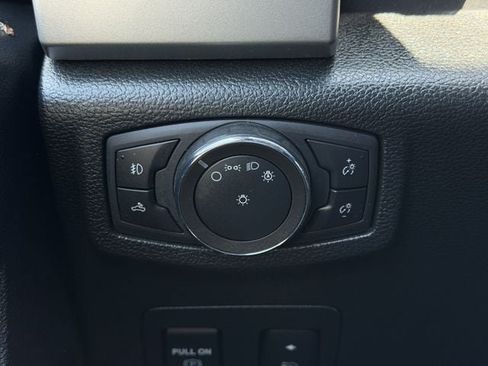 Used 2020 Ford F150 Lariat AWD/4WD image 23