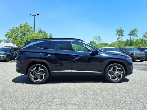 Certified 2023 Hyundai Tucson Limited w/ Cargo Package AWD/4WD image 4