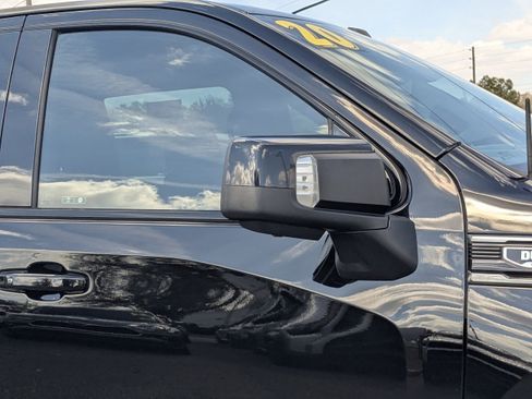 Used 2020 GMC Sierra 1500 AT4 w/ Technology Package image 11