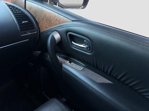 Used 2021 Nissan Armada SL w/ Captain's Chairs Package RWD image 26