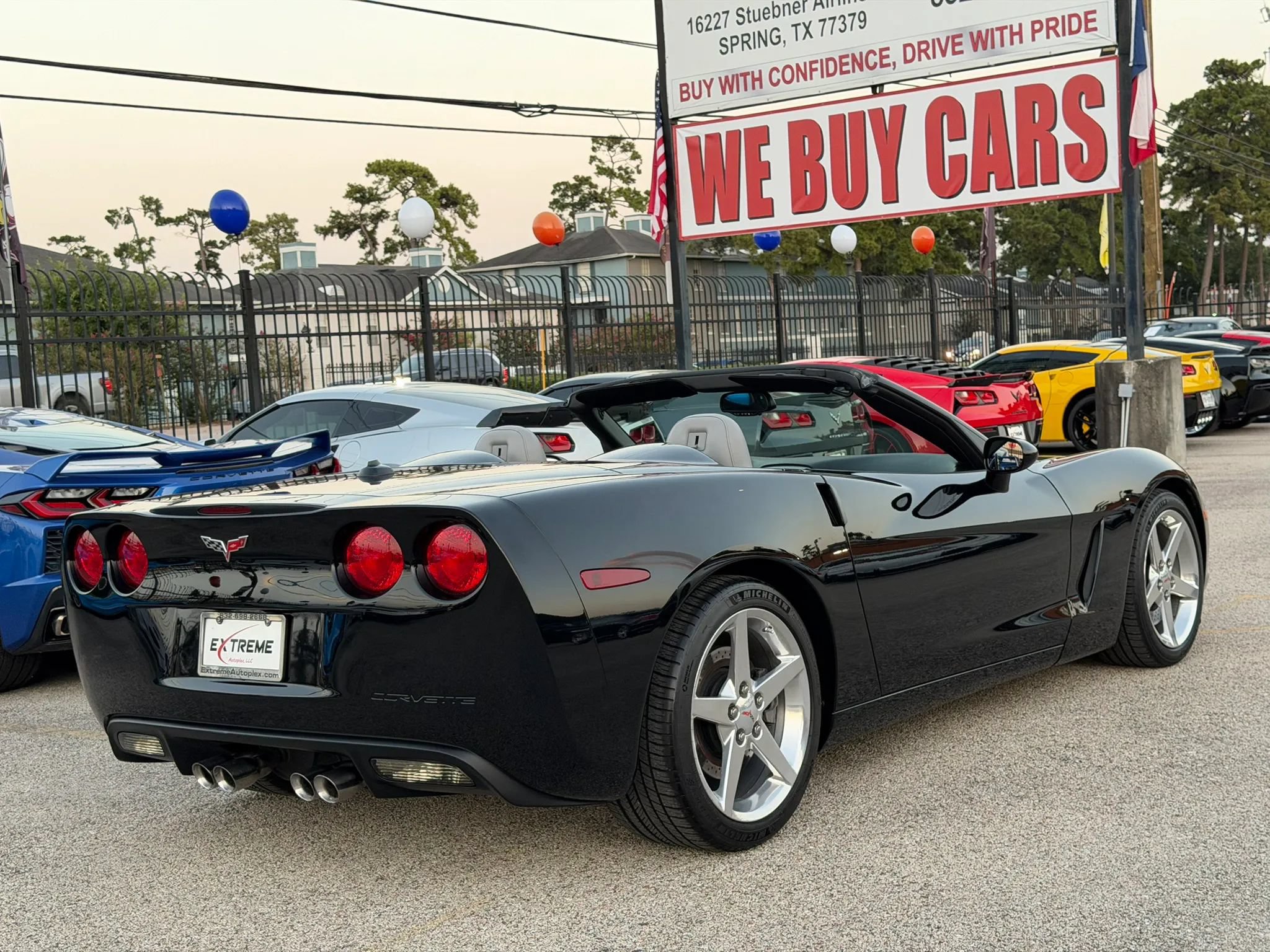 Used 2005 Chevrolet Corvette Convertible w/ Preferred Equipment Group RWD image 9