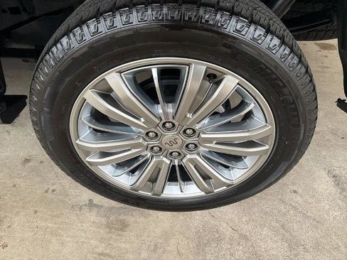 Certified 2025 Ford F150 King Ranch image 34