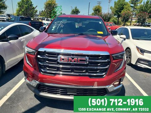 Used 2025 GMC Acadia Elevation w/ Elevation Premium Package FWD image 2