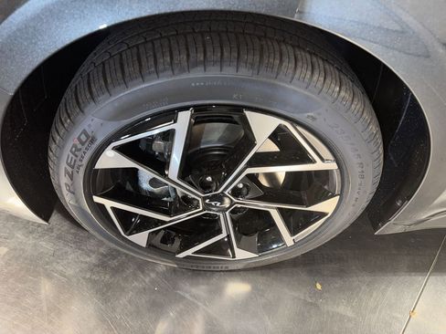 New 2026 Kia K5 EX image 10