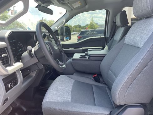 New 2025 Ford F350 XLT w/ 360-Degree Camera Package image 15