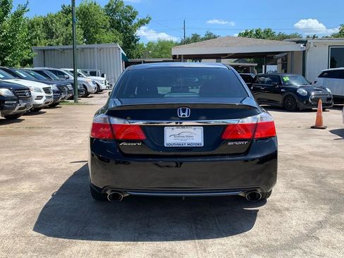 Used 2015 Honda Accord Sport image 6