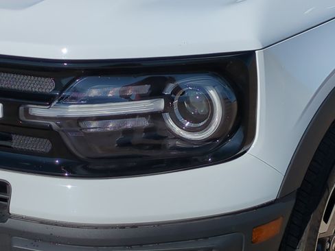 Used 2022 Ford Bronco Sport Outer Banks w/ Tech Package image 9