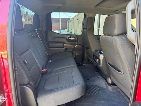 Used 2021 Chevrolet Silverado 1500 LT Trail Boss w/ Bed Protection Package AWD/4WD image 15