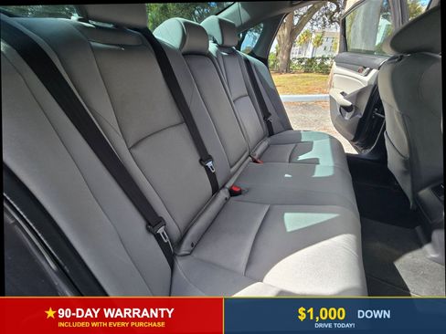 Used 2019 Honda Accord EX image 26