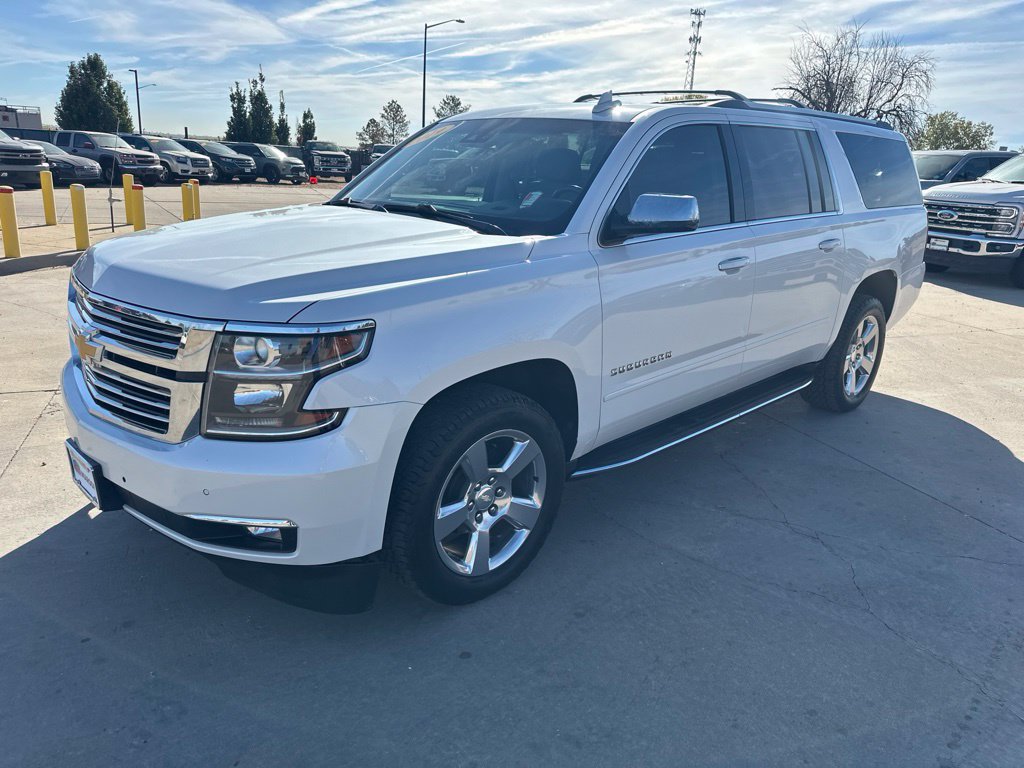 Used 2019 Chevrolet Suburban Premier AWD/4WD image 41