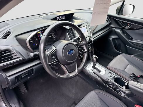 Used 2023 Subaru Crosstrek 2.0i Premium image 5