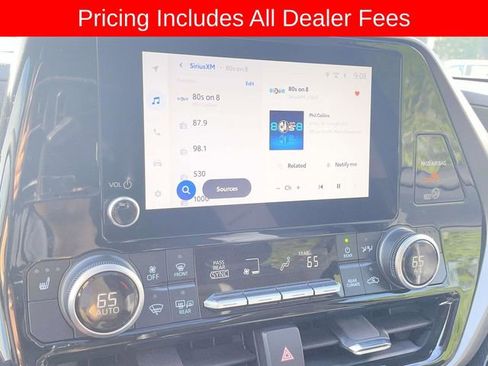 Used 2026 Toyota Highlander XLE AWD/4WD image 34
