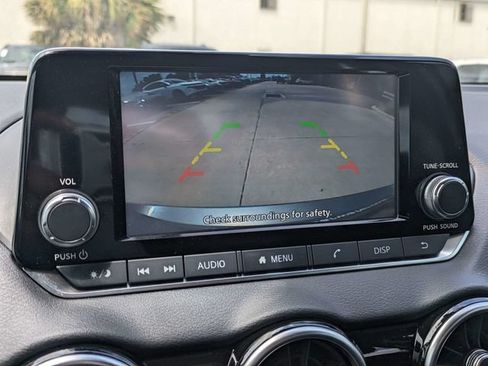 Used 2025 Nissan Sentra S FWD image 19