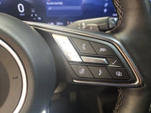 Used 2025 Buick Enclave Preferred image 25