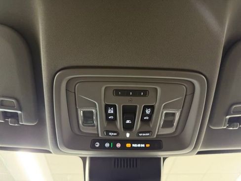 New 2025 GMC Sierra 2500 Denali w/ Denali Reserve Package image 19