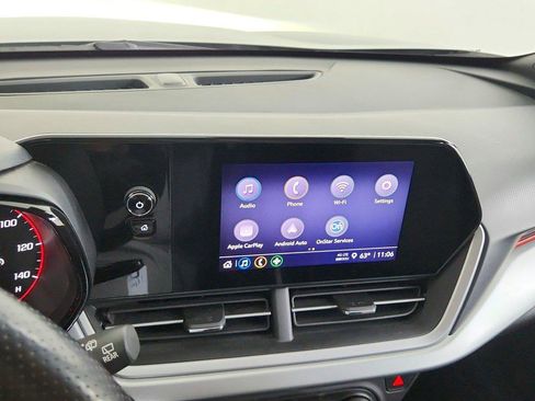 Used 2024 Chevrolet Trax RS FWD image 30