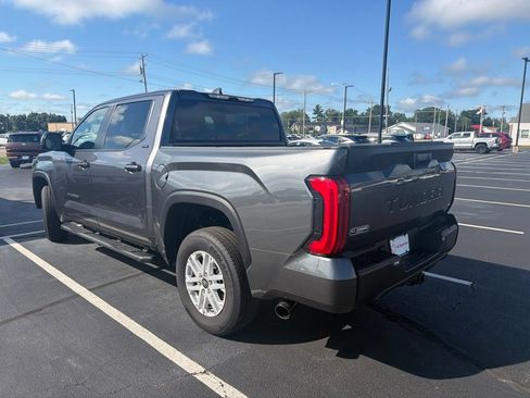 Used 2025 Toyota Tundra SR5 w/ SR5 Premium Package AWD/4WD image 3