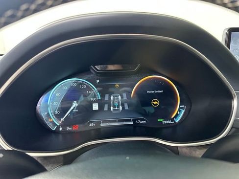 Used 2023 Genesis G80 image 17