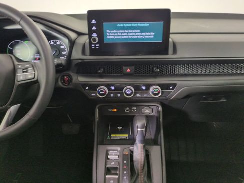 Used 2024 Honda CR-V Sport-L image 17