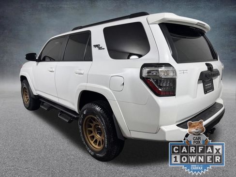 Used 2024 Toyota 4Runner TRD Off-Road Premium w/ Off Road Premium Plus Package AWD/4WD image 4