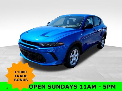 New 2025 Dodge Hornet GT w/ Tech Pack image 3